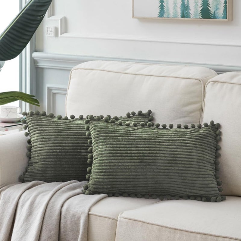 Fancy Homi عبوة من 2 من أغطية الوسائد الزخرفية البيضاء البوهيمية مع شرابات، مقاس 26x26 بوصة، من القطيفة الناعمة، مجموعة أغطية وسائد مربعة صلبة للأريكة والأريكة وغرفة النوم والسيارة وغرفة المعيشة 66x66 سم - Image 1