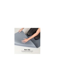 Generic SportQ 10mm Thick Non-Slip Yoga Mat with Attached Strap, Ideal for Yoga, Pilates, and Various Home Exercises purple  - Image 3