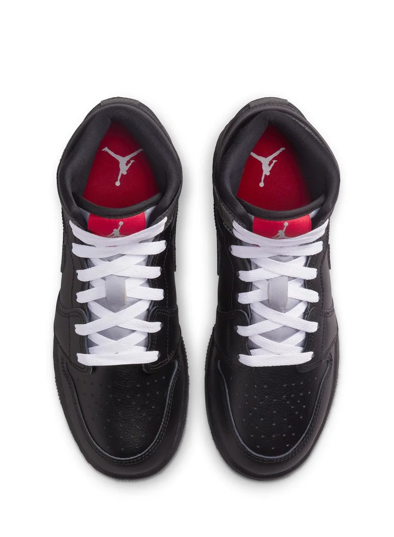 جوردن AIRJORDAN1MIDBGNA5