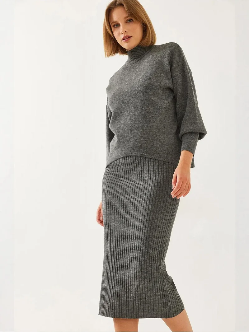 بيانكو لوتشي طقم محبوك بياقة مدورة مضلعة من لوكسي