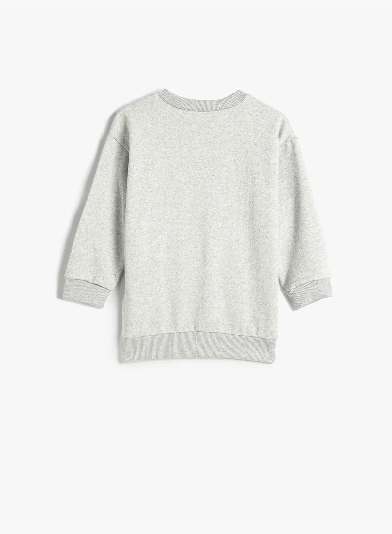 كوتون Varsity Sweat Brushed Interior Long Sleeve Crew Neck Printed