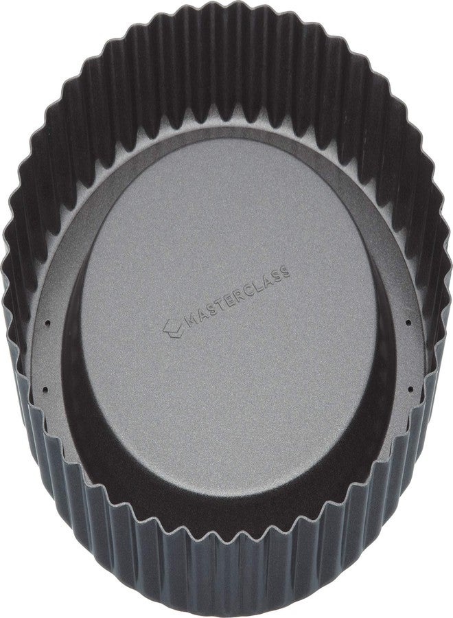 Master Class MasterClass Sponge Flan Tin with Raised Loose Base, 20 cm Fluted Tin, Non Stick, Heavy Duty Carbon Steel, PFOA Free, Grey - Image 1