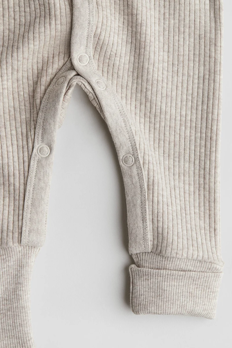 H&M Adjustable-fit romper suit