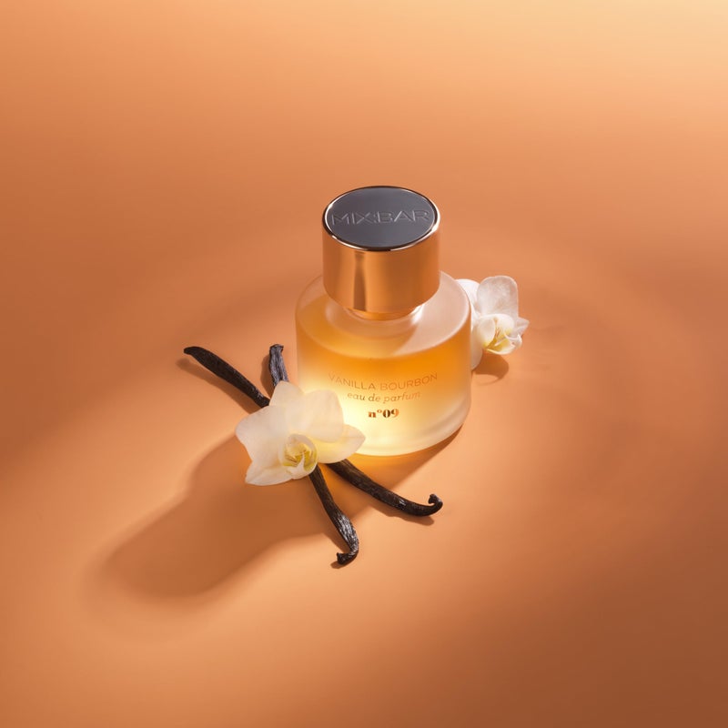 MIX:BAR مجموعة عطر ومزيل جسم فانيلا بوربون من MIX:BAR | ماء عطر + 2.5 أونصة رذاذ جسم صغير | عطر دافئ، حلو، يدوم طويلاً | مناسب للسفر، خالي من القسوة، نباتي - Image 2