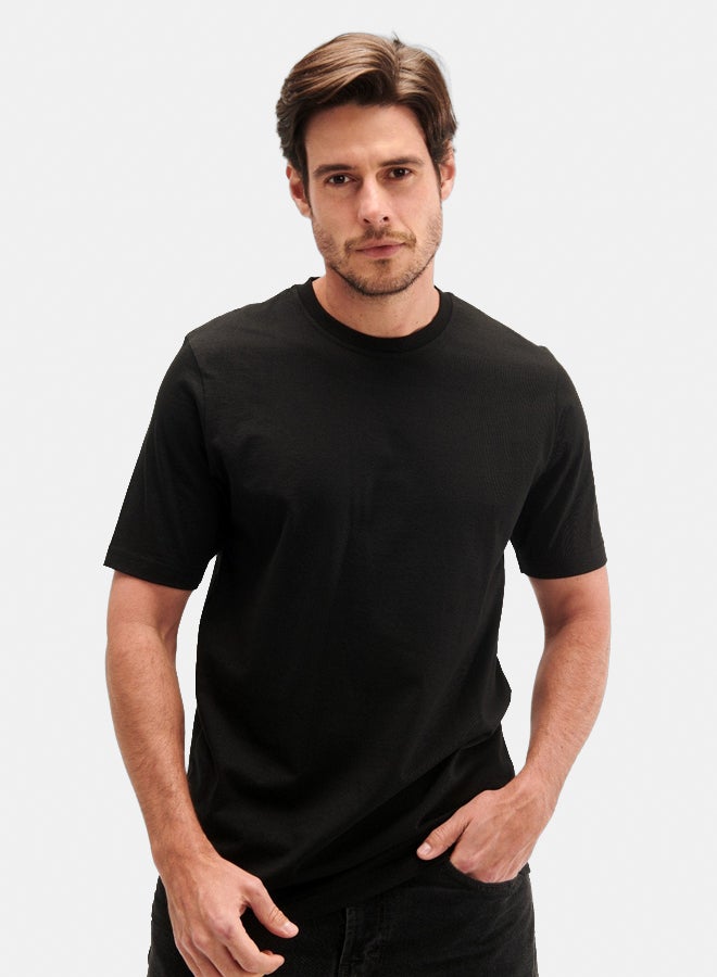 Essentials, Regular fit t shirt for men and women black - Image 1