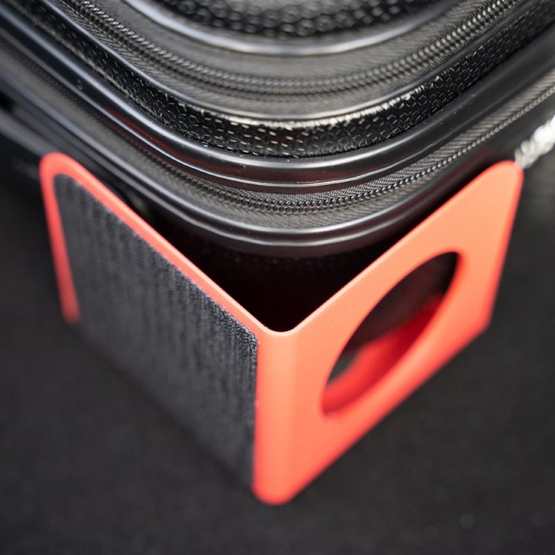 Rati Nook Luggage Fixation for the Boot with Velcro and Non-Slip Pads - Pack of 2 - Red - Image 2