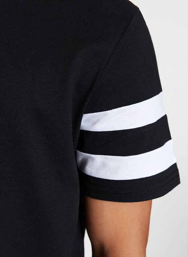 Trendyol Man Black Regular Fit Crew Neck Pajama Set with Striped Shorts - Image 4