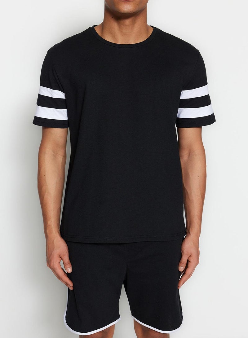 Trendyol Man Black Regular Fit Crew Neck Pajama Set with Striped Shorts - Image 3