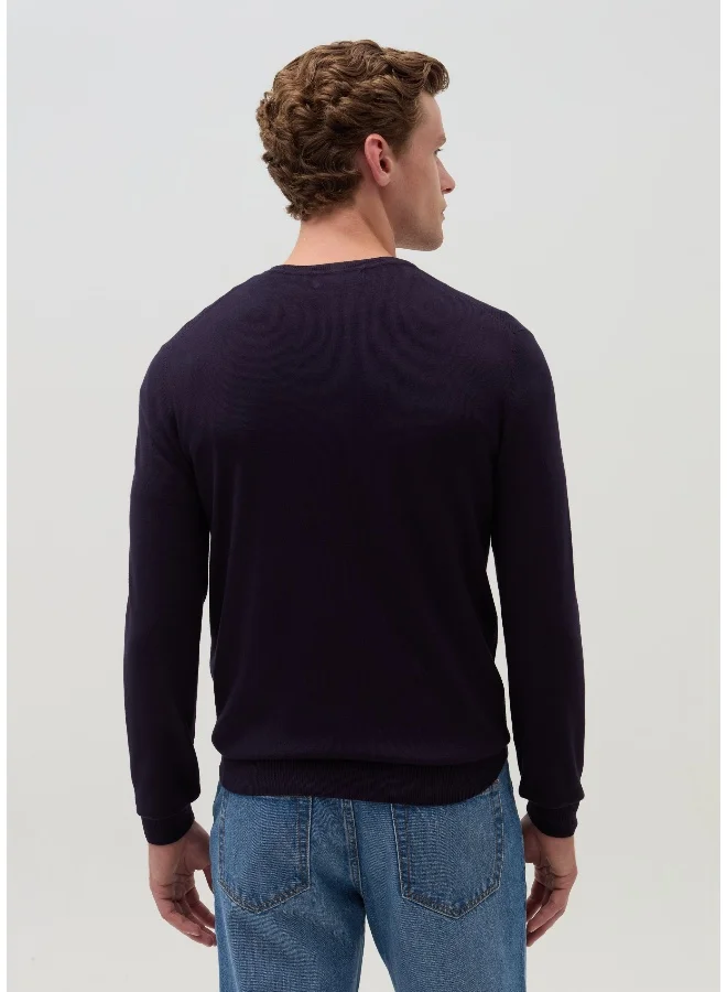 او في اس Round neck pullover