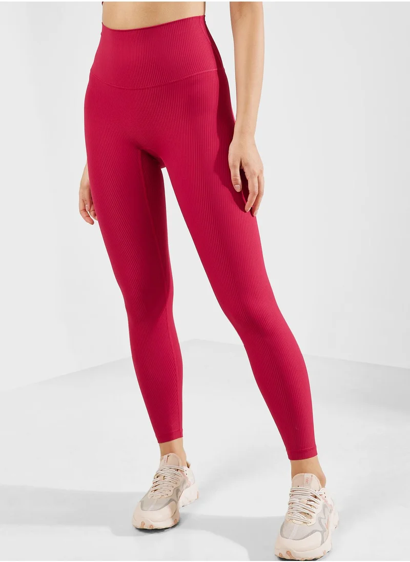 FRWD Back Cutout Sports Bra And Leggings Set