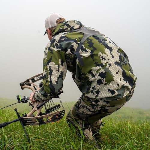KUIU Guide PRO Hooded Jacket - Wind Resistant, Water Repellent, Soft-Shell Mountain Hunting Jacket with Adjustable Storm Hood and Enhanced Articulation - Image 3