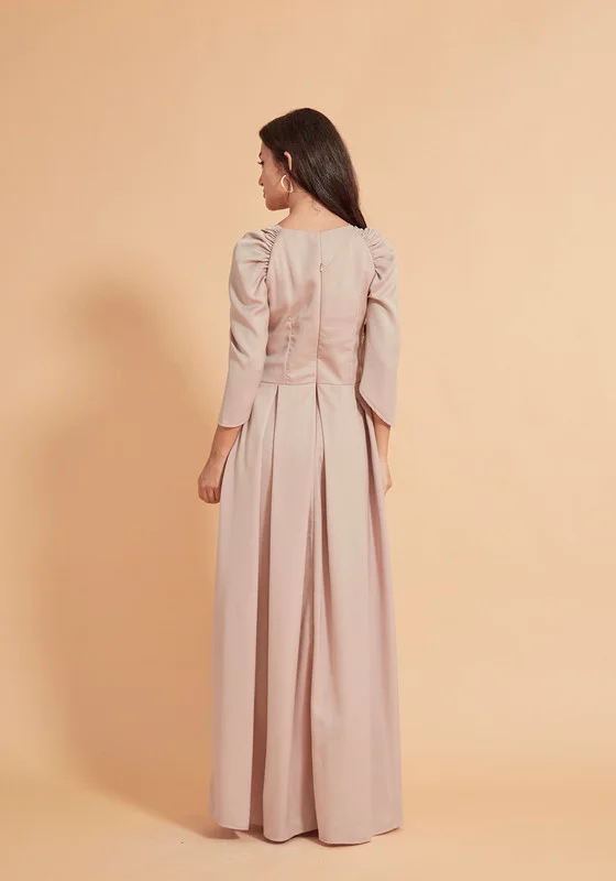 Thouq Floral Applique Raglan Gathered Sleeve Maxi Dress
