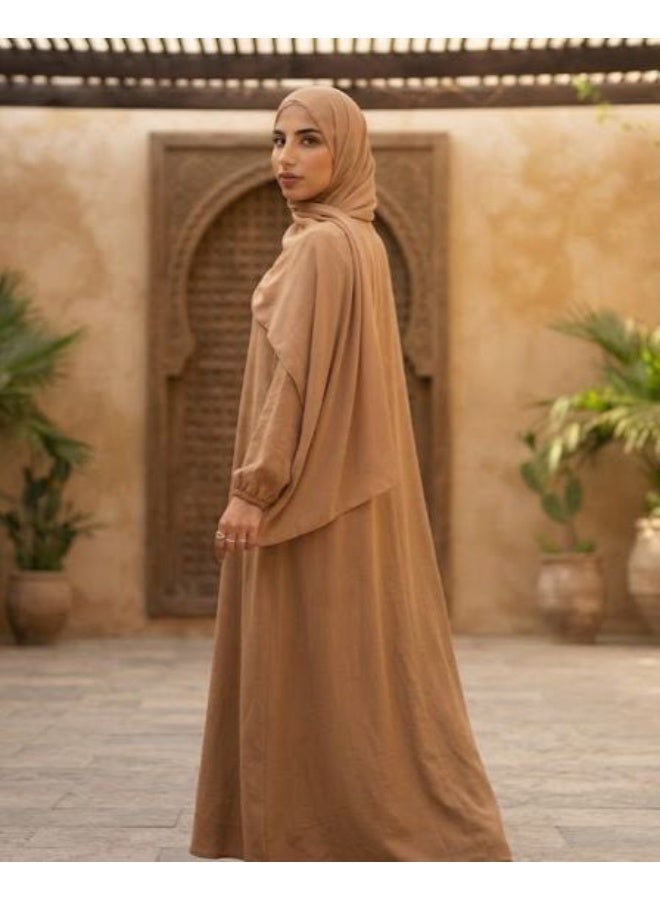 أمياي فستان صلاة نسائي قطعة واحدة | زي صلاة إسلامي محتشم كامل بأكمام طويلة وغطاء رأس مدمج | جلباب وعباية من القطن الناعم | مناسب للصلاة والنماز والعمرة والحج | لون جملي - Image 3