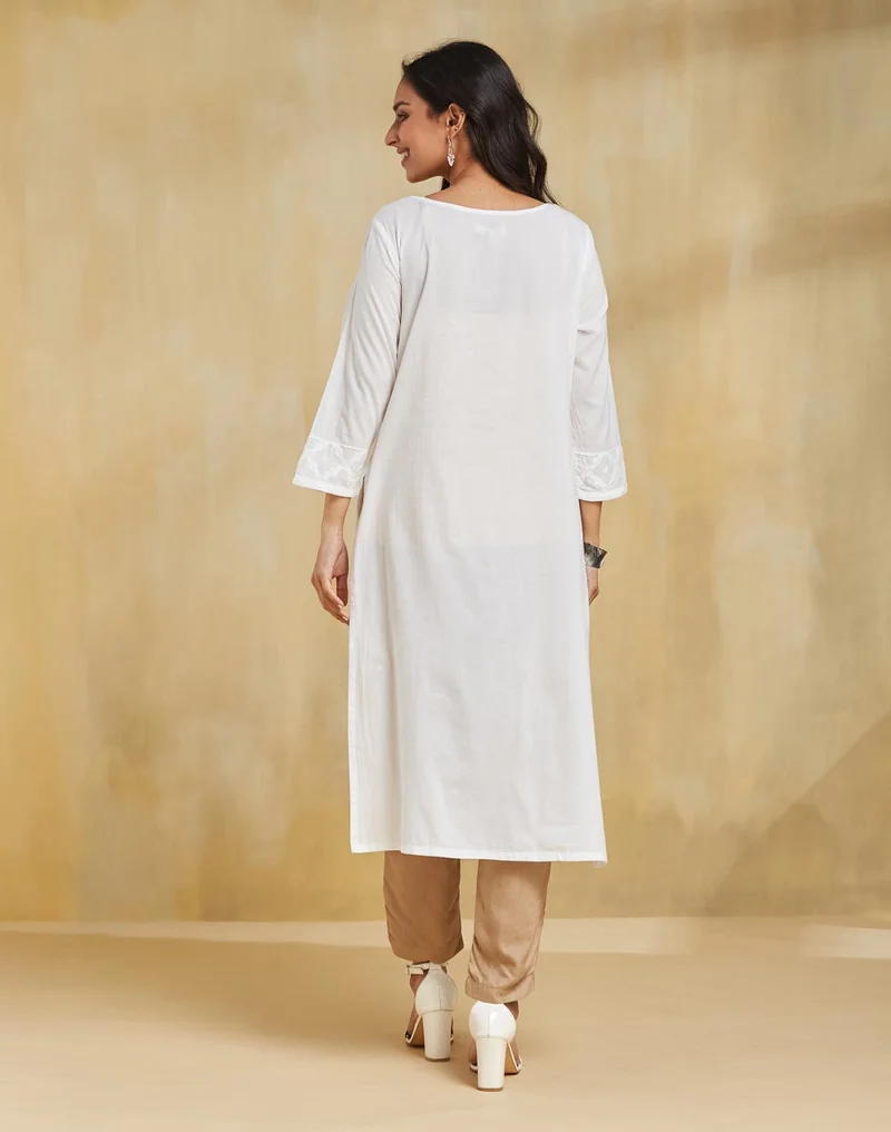 Fabindia White Cotton Applique Slim Fit Long Kurta