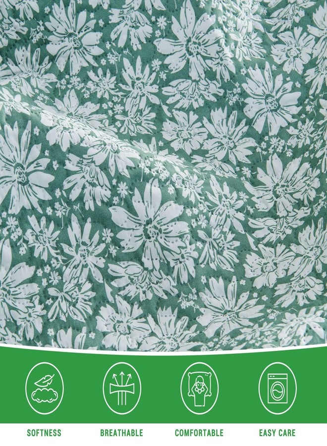 Gogreen King Comforter Set - 3 Piece Lightweight All Season Bedding Set, Breathable Comforter with 2 Pillow Cases, Cooling Bed in a Bag for Hot Sleepers, Green White Floral - Image 4