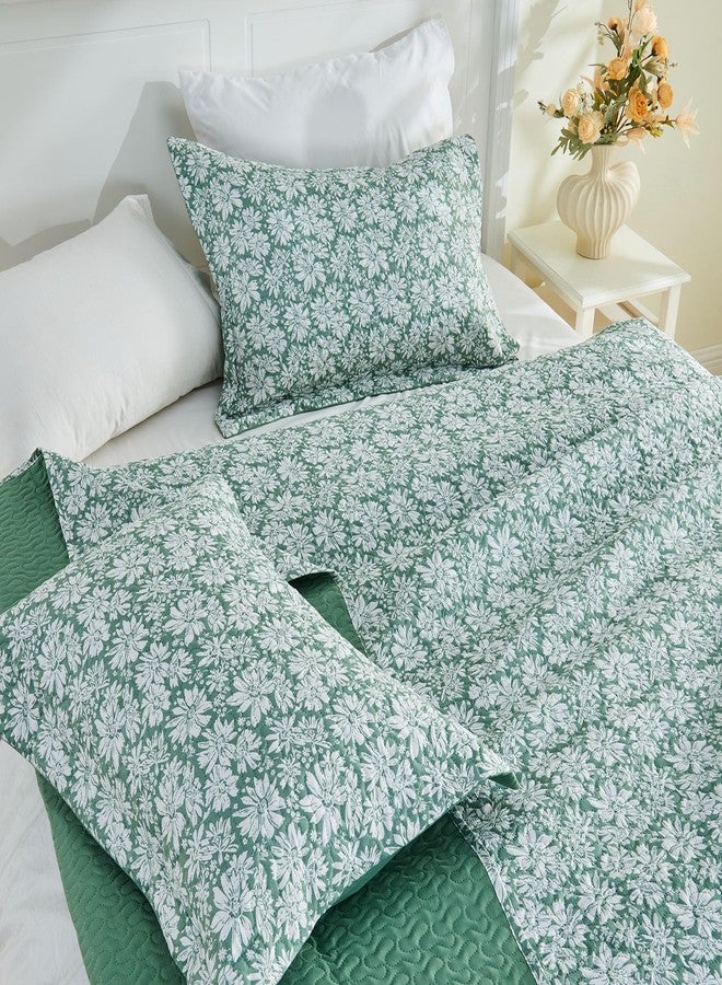 Gogreen King Comforter Set - 3 Piece Lightweight All Season Bedding Set, Breathable Comforter with 2 Pillow Cases, Cooling Bed in a Bag for Hot Sleepers, Green White Floral - Image 5