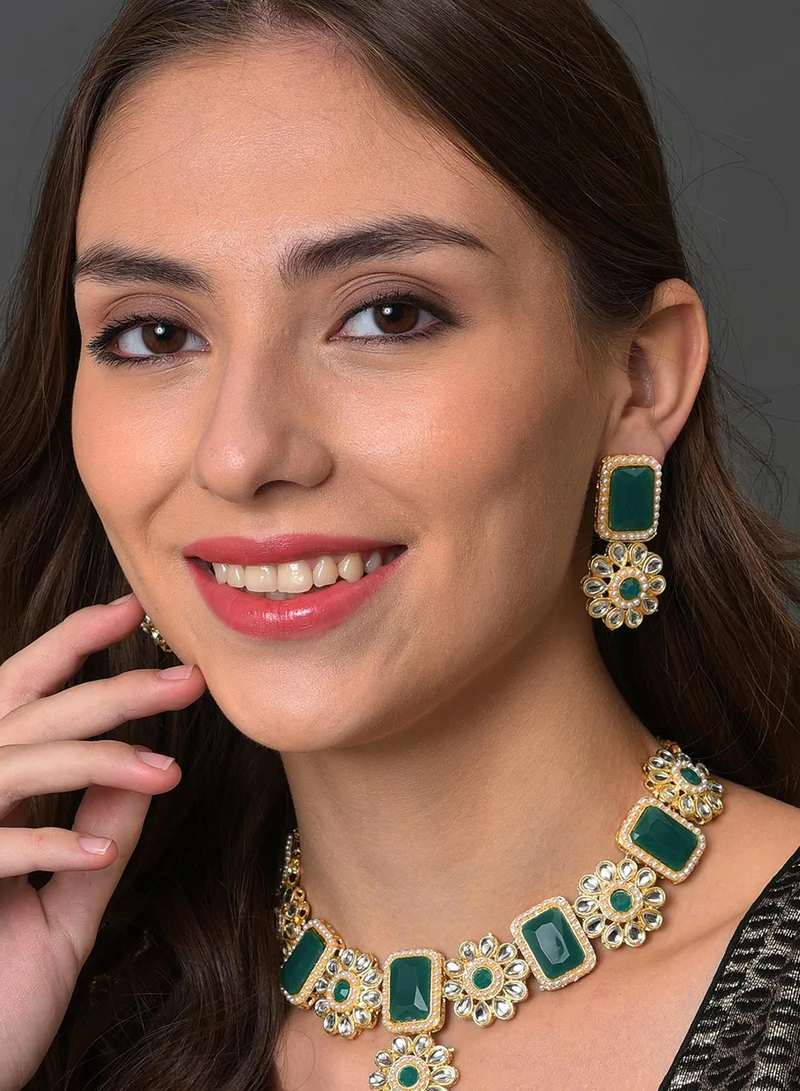 سوهي طقم مجوهرات صناعية مرصع بالأحجار باللونين الأخضر والأبيض
