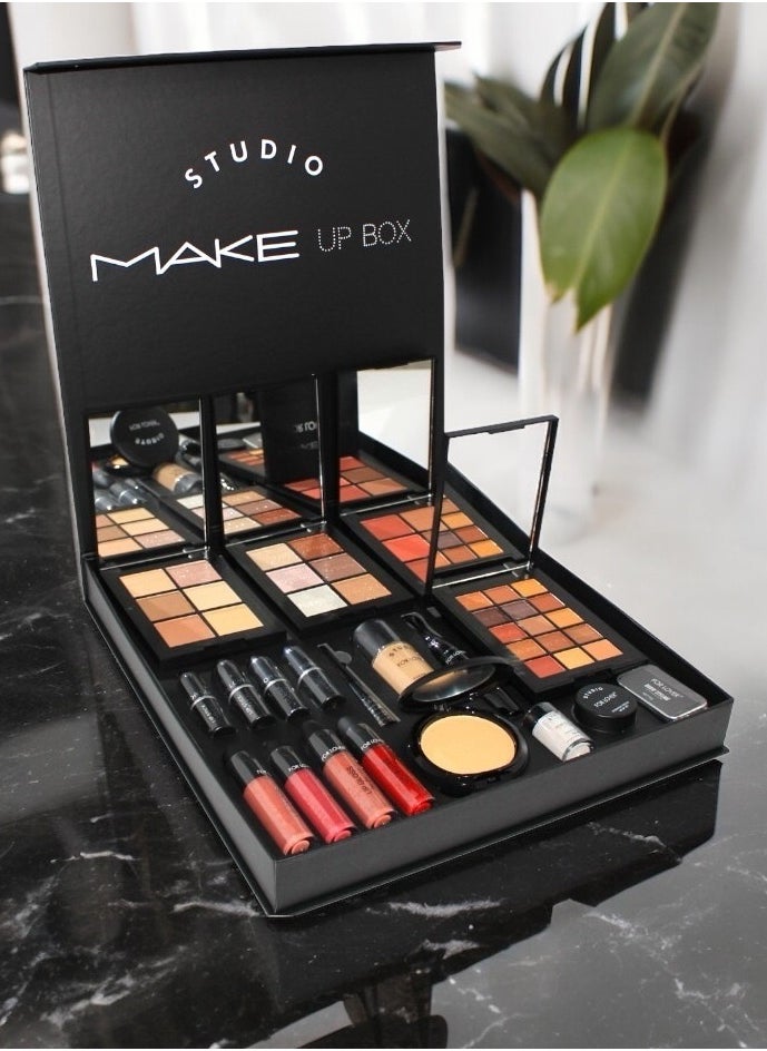 Studio Make up Box for Lover
