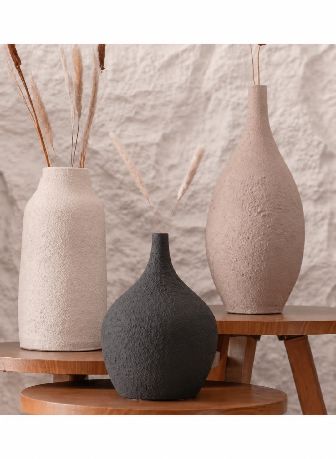 Calda Sand Set – 3-Piece Handcrafted Ceramic Vases – 100% Natural Pottery Set for Modern Home Decor – Bespoke Textured Decorative Vases in Small, Medium & Large (33cm, 27cm, 21cm) – (black, cream, beige),