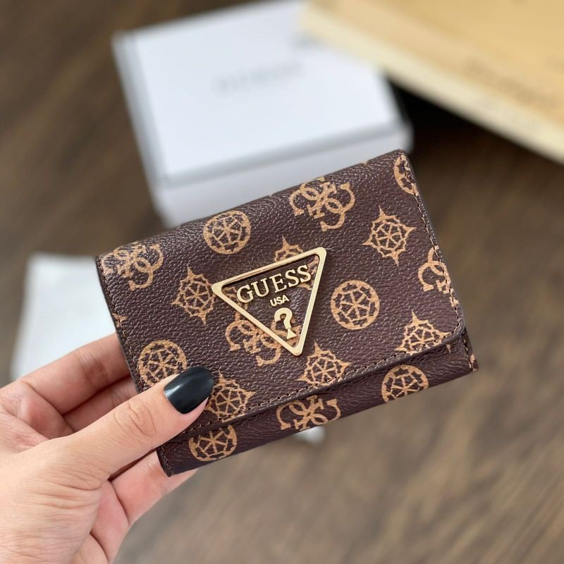 جيست محفظة نسائية من لوريل بنمط التمساح صغيرة بسحاب حولها - بني - Image 1