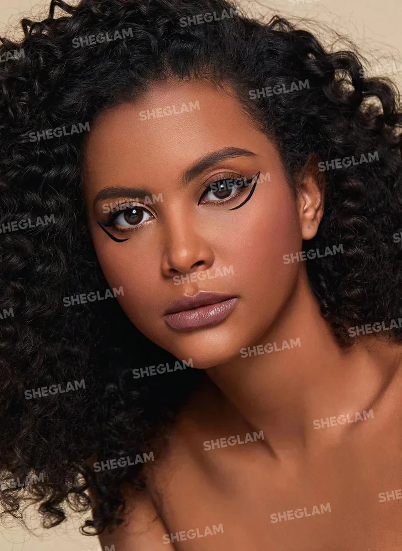 شيجلام Line & Define Waterproof Liquid Eyeliner