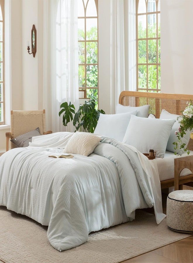 BUPIRD 3 Pieces Light Blue King Comforter Set, Lightweight Double-Layer Crinkle Gauze All Season Soft Bedding (90x104 in Comforter & 2 Pillowcases) - Image 4