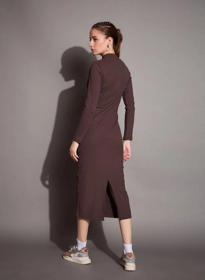 SASSAFRAS SASSAFRAS Ribbed Bodycon Midi Dress with Back Slit
