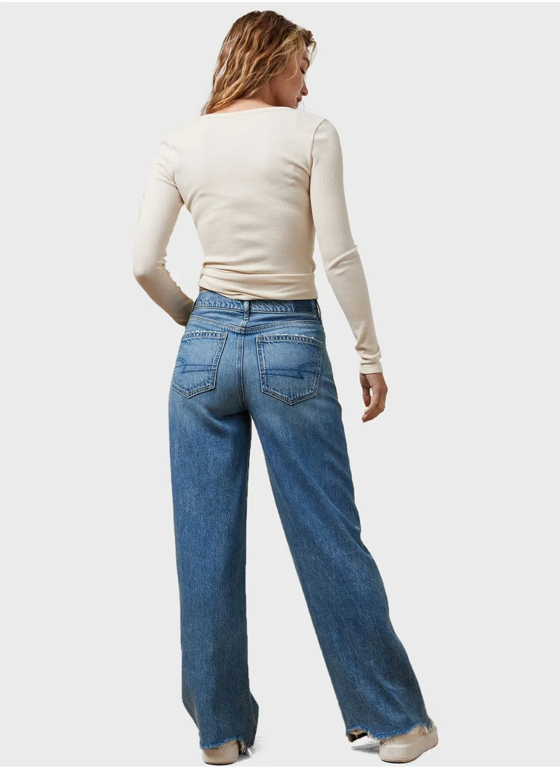 American Eagle Ripped High Rise Stright Jeans