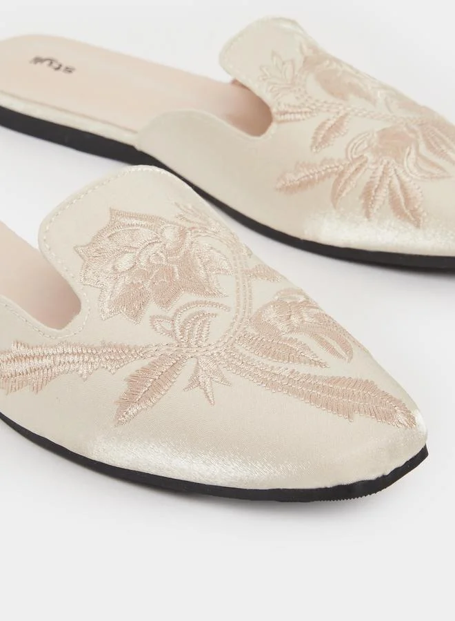 Styli Styli Embroidered Square Toe Flat Mules
