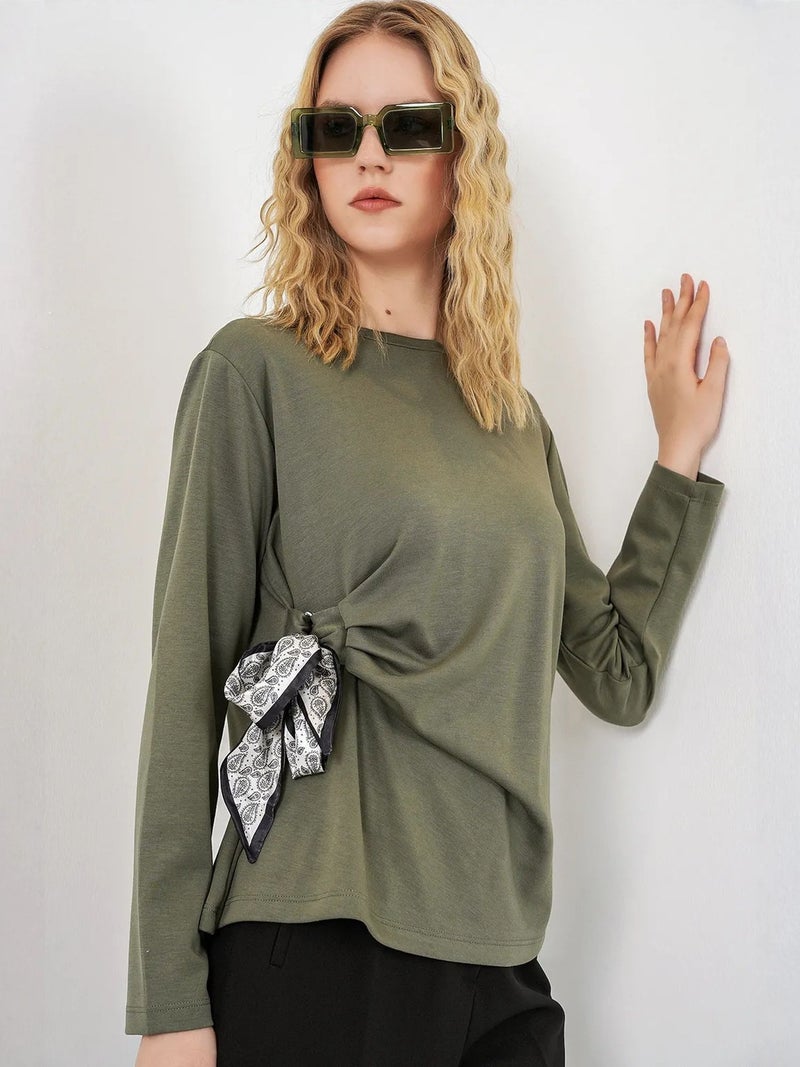 BIG DART BDART Women's Long-sleeved Crew Neck Top With Tie Detail - Image 3