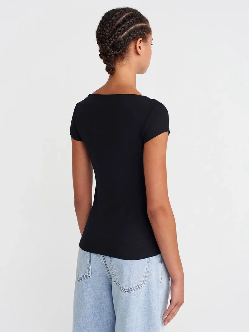 ديلفين Dilvin Women's Ribbed Boat Neck Slim Fit T-Shirt