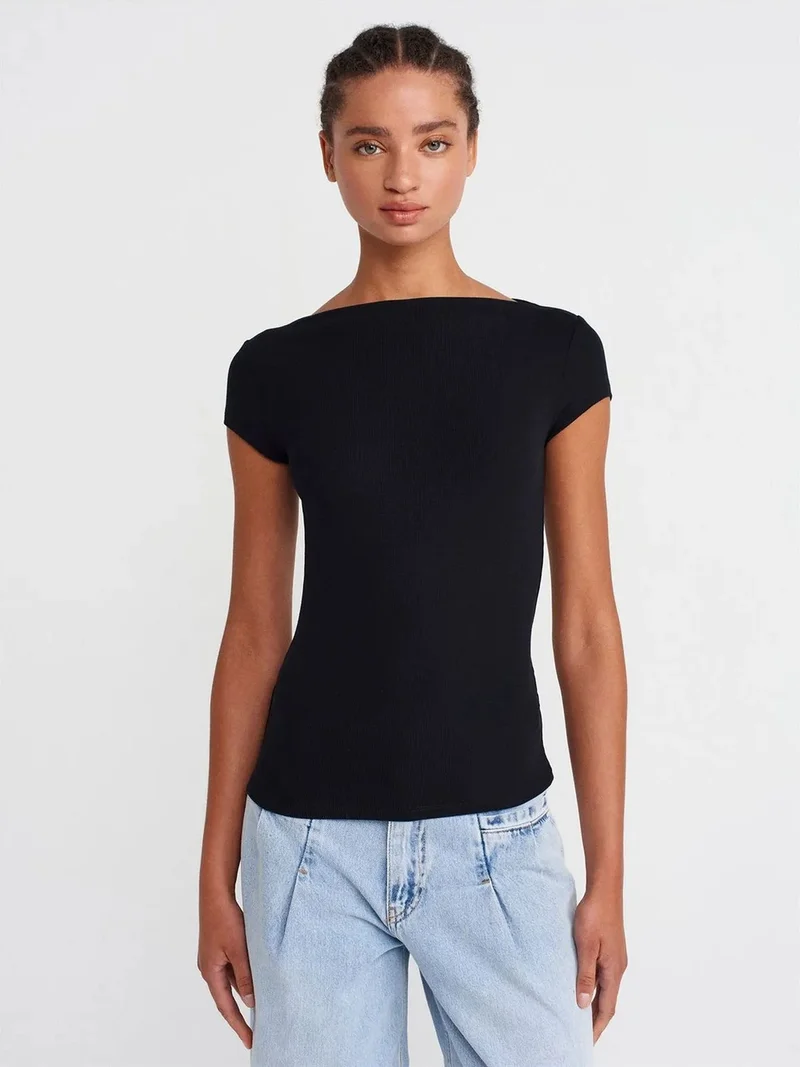 ديلفين Dilvin Women's Ribbed Boat Neck Slim Fit T-Shirt