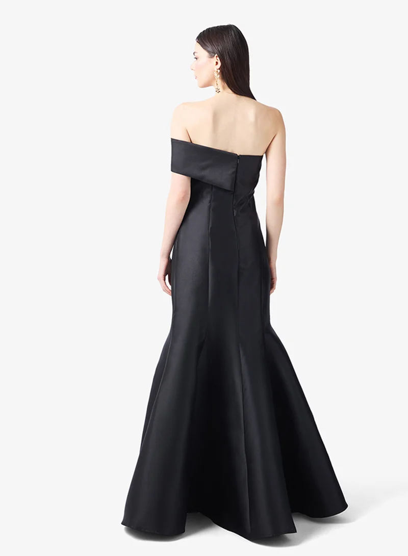 Namshi x Off Shoulder Jewel Embellished Mermaid Gown