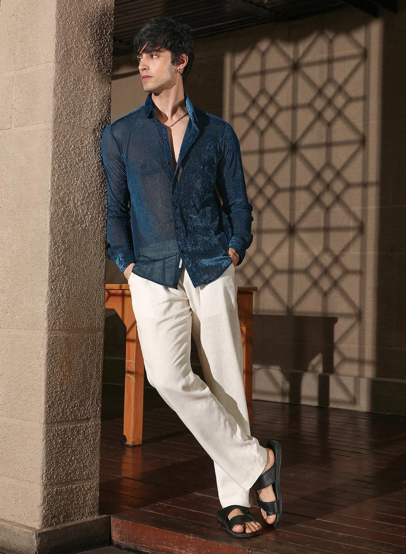 Campus Sutra Campus Sutra Men's Midnight Blue Solid Velvet Shirt For Casual Wear | Spread Collar | Long Sleeve | Button Closure | Shirt Crafted With Comfort Fit For Everyday Wear