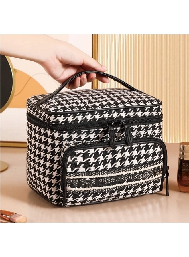 منظم مكياج أسود، حقيبة مستحضرات تجميل للسفر، حقائب أدوات تواليت محمولة للنساء، صناديق أدوات المكياج وحقائب الفرش مع مقصورات (الحجم: 23 * 16 * 16 سم) - Image 4