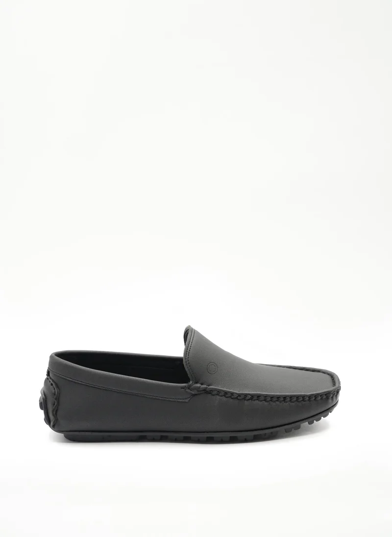 Geoomnii black Casual Slip-On Shoes for Men – Comfortable & Stylish Everyday Footwear for Men | Best Price UAE