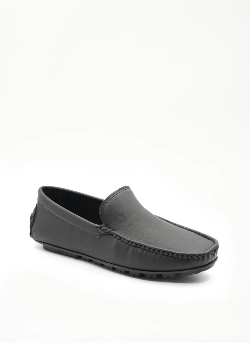 Geoomnii Casual Slip-On Shoes for Men – Comfortable & Stylish Everyday Footwear