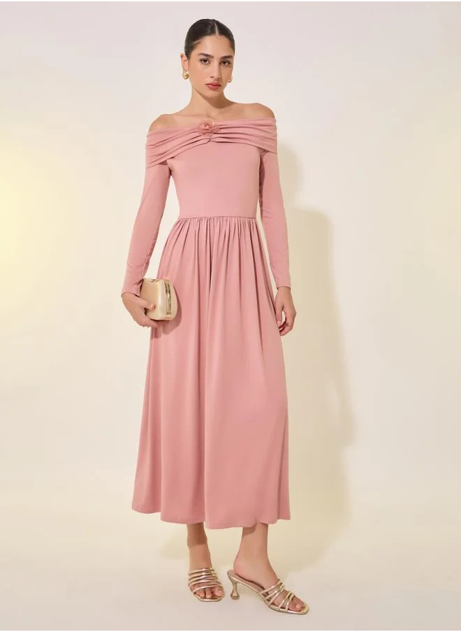 ستايلي Solid Off Shoulder Gathered Detail Midi Dress