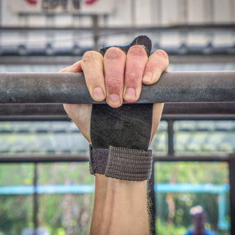 WOD Nation قبضات الجمباز من WOD Nation مثالية لتدريب السحب، kettlebells، حلقات الجمباز (أسود، كبير) - Image 3