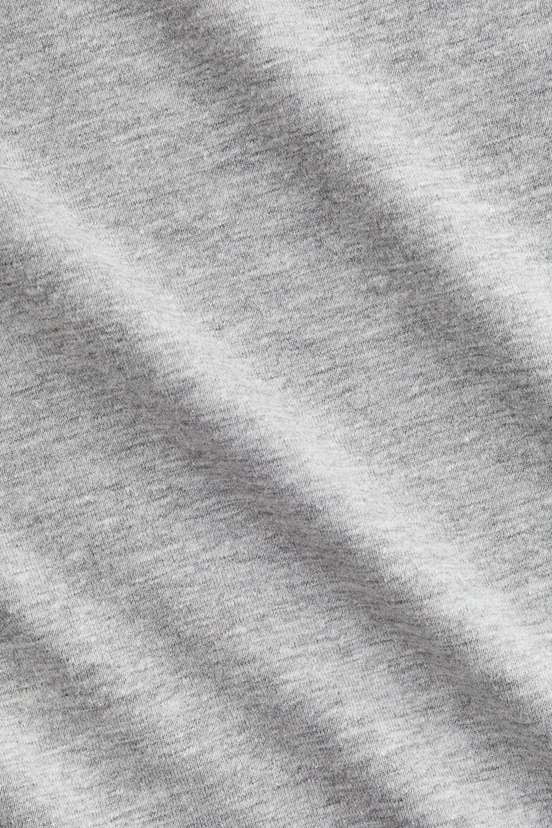 اتش اند ام تي-شيرت ضيق من تشكيلة ماما