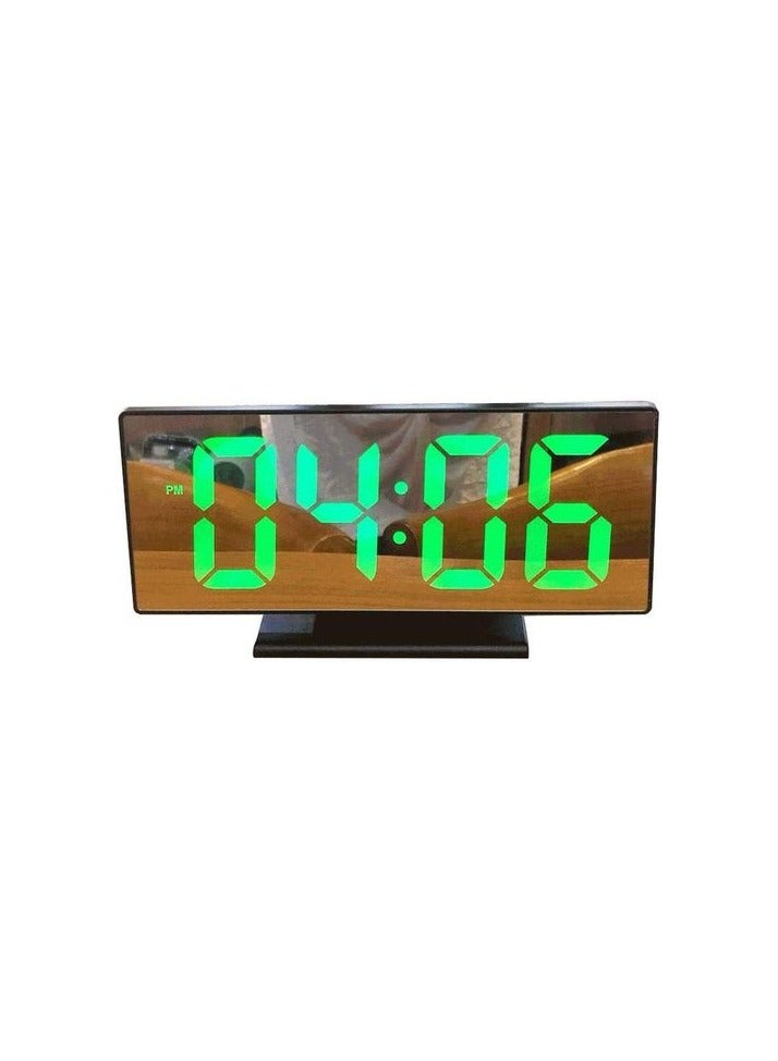 منبه رقمي باضاءة و شاشة LED- اضاءه اخضر  - Image 1
