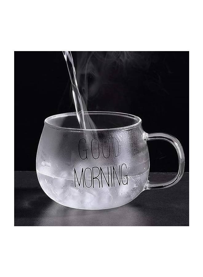 كوب زجاجي أنيق مصنوع بعناية، مزين بعبارة "Good Morning" باللغة الإنجليزية، مثالي لبداية يومك بكوب من القهوة أو الشاي يمنحك شعورًا بالدفء والتفاؤل.  - Image 1