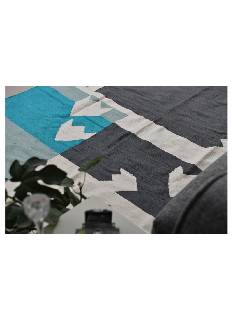 Handmade 'Revival' Egyptian Cotton Blue Rug  - Image 4
