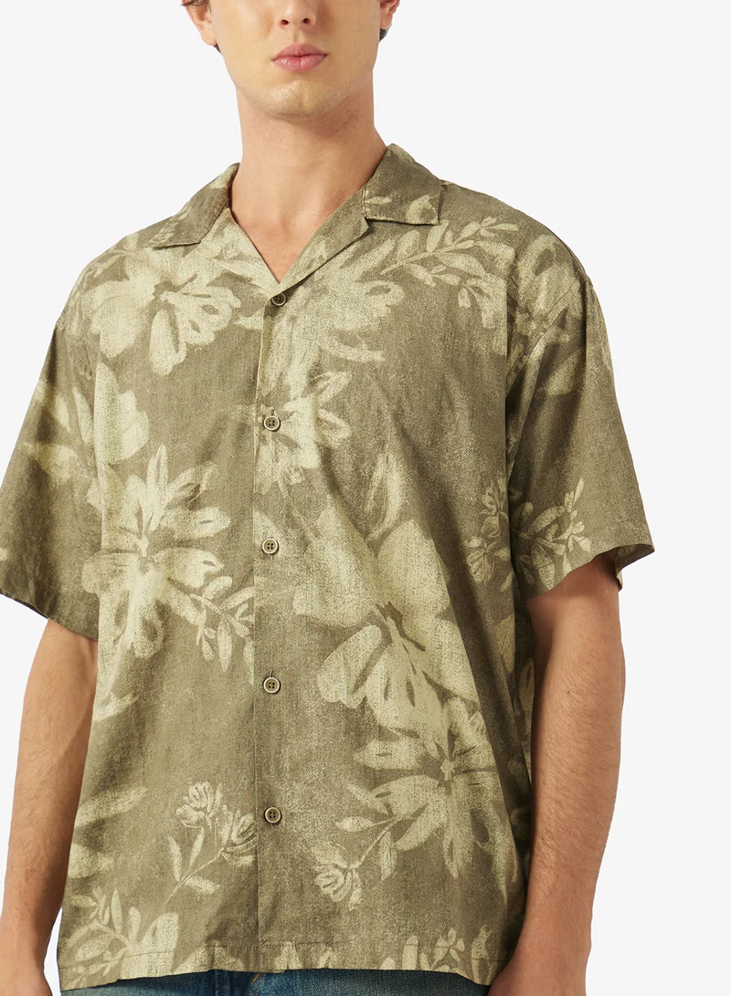 JACK & JONES  Printed Short Sleeve Shirt for Men | Best Price UAE