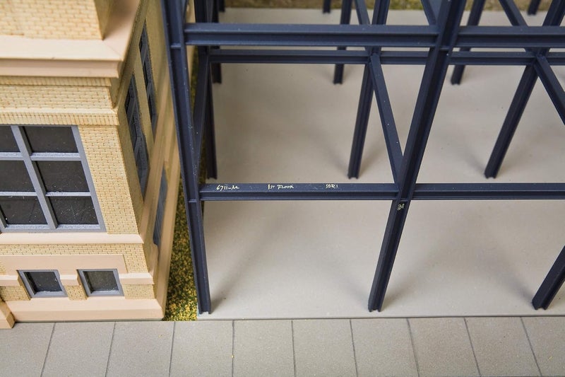 Cornerstone Walthers Skysc Construction Site Kit - Detailed Model for Hobbyists - Image 5