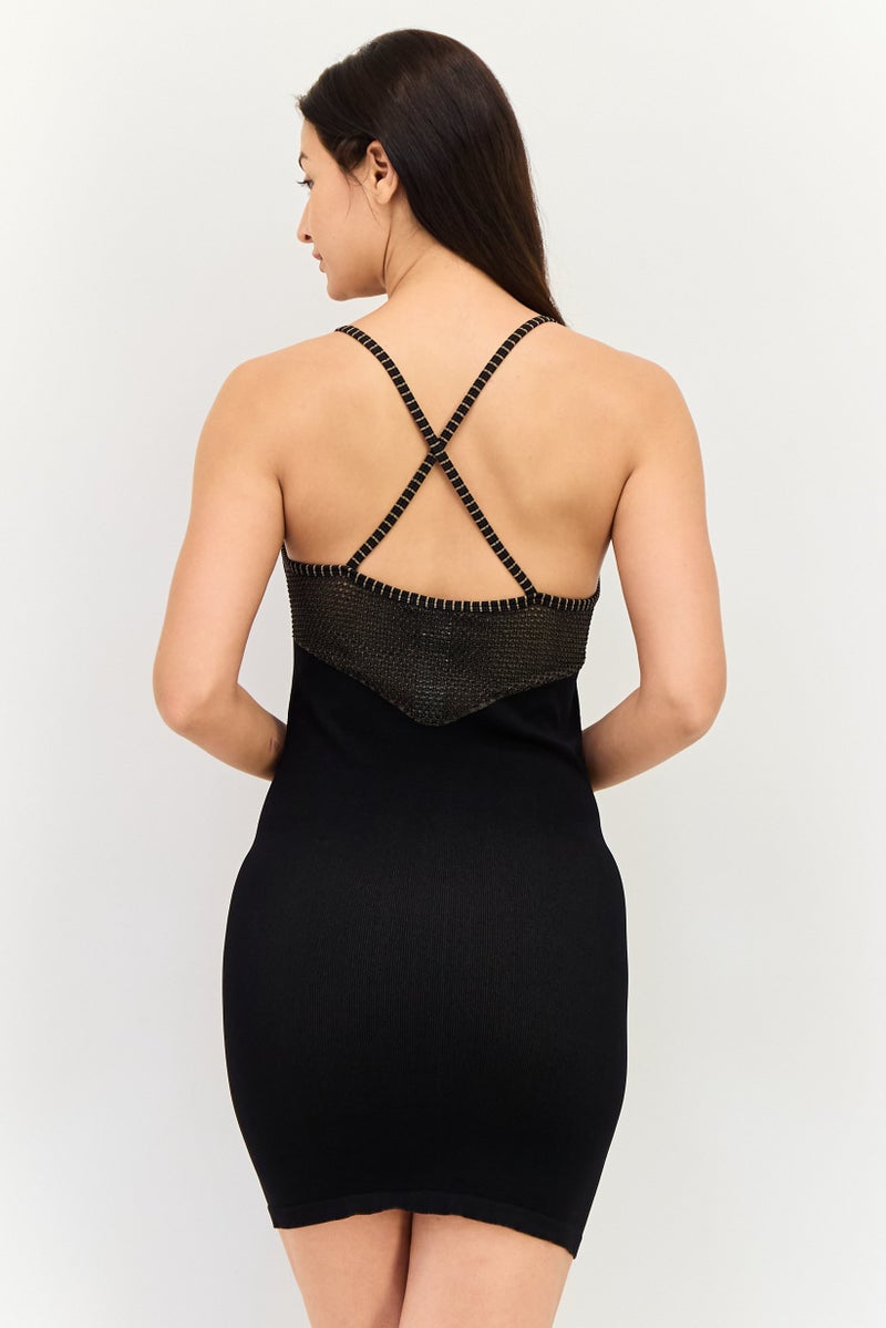 FOREVER 21 فستان ميني مزخرف للنساء، أسود - Image 4