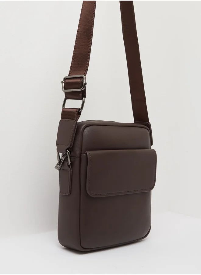 DUCHINI Men Messenger Bag with Adjustable Strap and Zip Closure