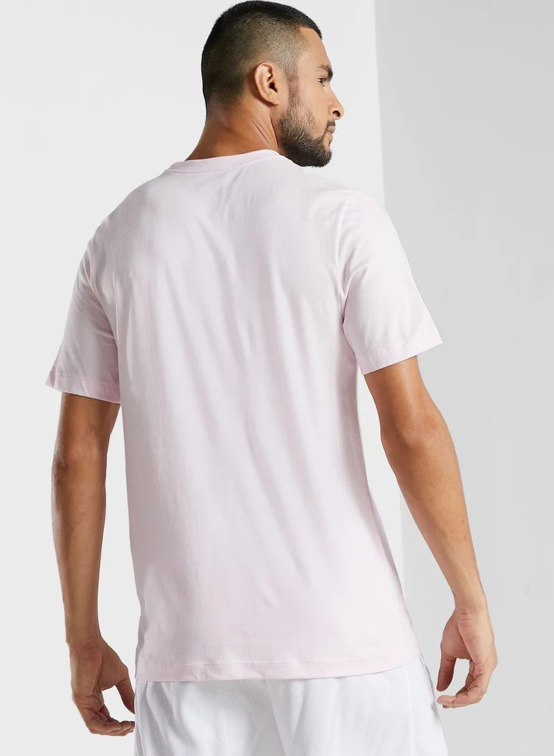 Nike Men's Sportswear Club T-Shirt