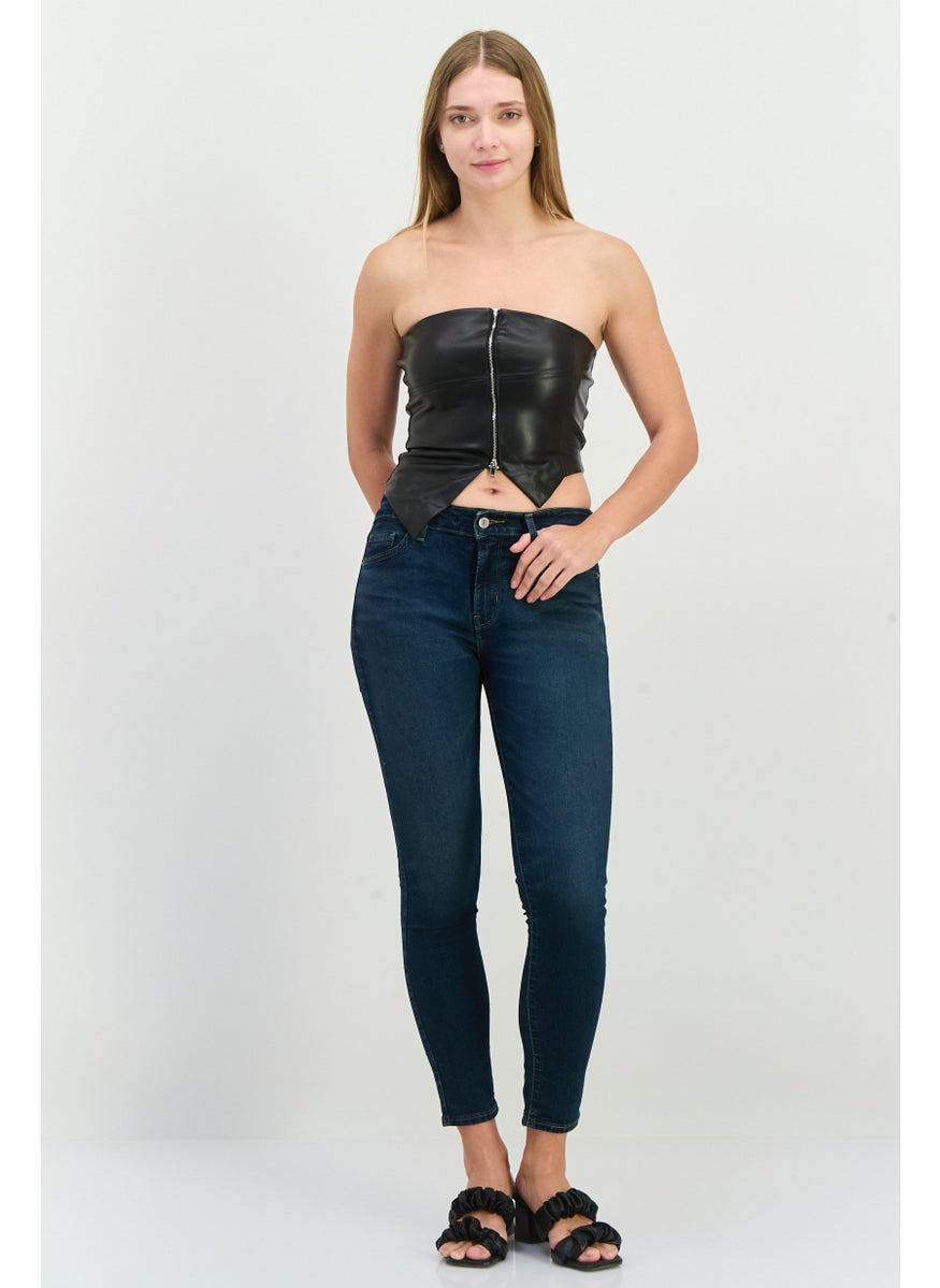 Bershka Women Straight Across Neckline Strapless Solid Tube Top, Black  - Image 4