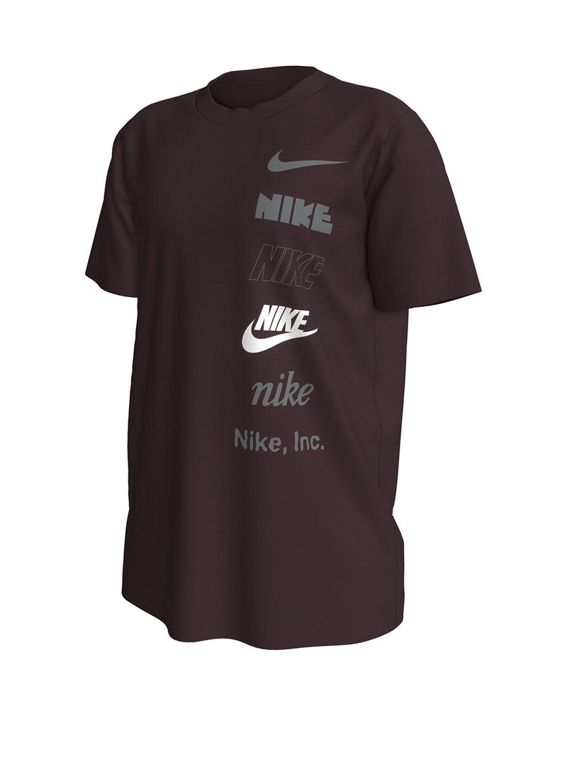 Nike - Youth Nsw Logo T-Shirt - Image 1
